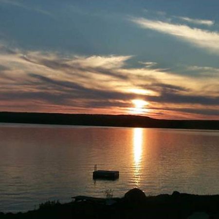 Wee Point Resort Manitowaning Exteriör bild